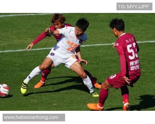 武汉羽毛球队在城市联赛中以79分稳居积分榜首位，展现强劲实力